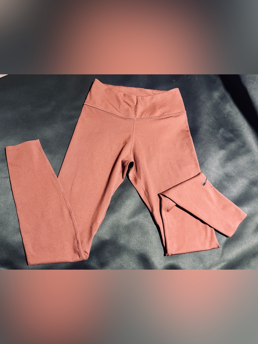Nike Women’s Rust Pink Performance Leggings